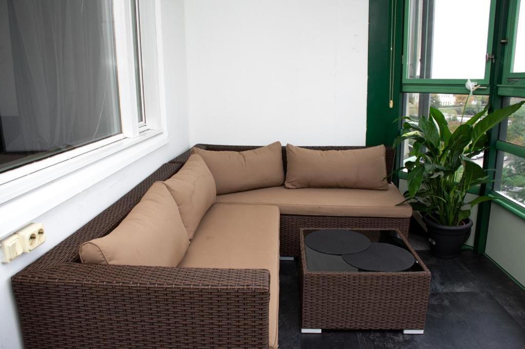 Entire Apartment Malmö 2 Bedrooms-Tv Lounge-Balcony Exterior foto
